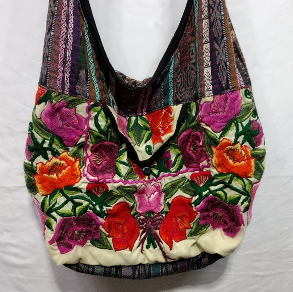 SOLD Women's Southwestern Floral Embroidery Boho Crossbody Bag - Picture 2 of 8